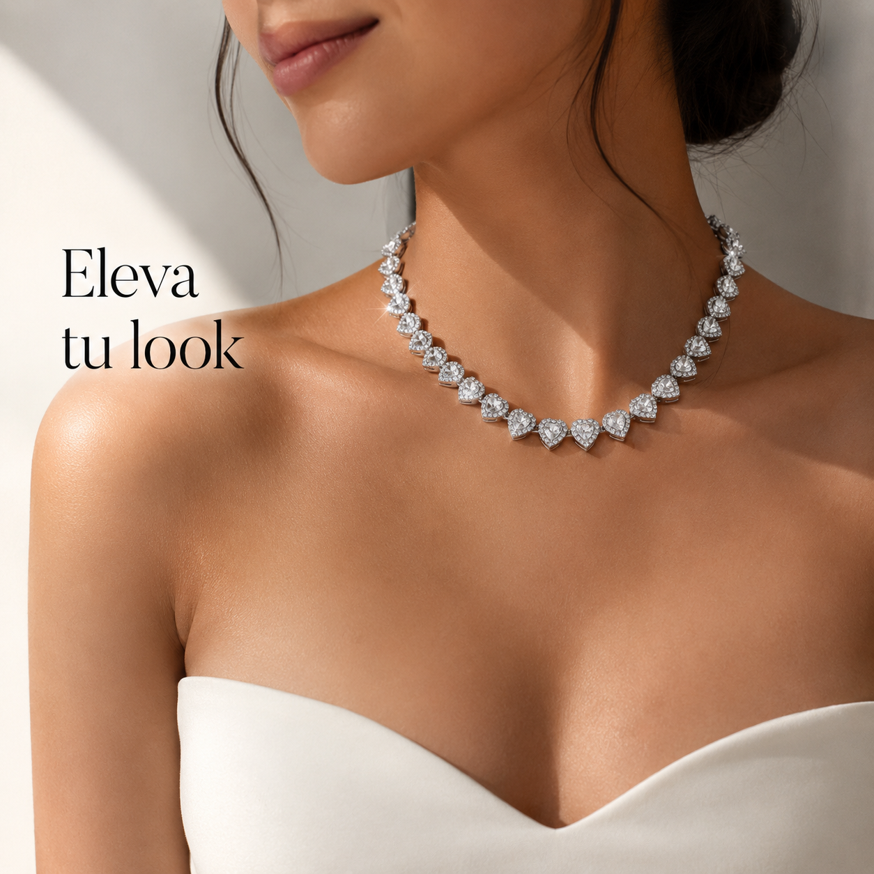 HeartGlow™ l Collar Diamantado Corazones